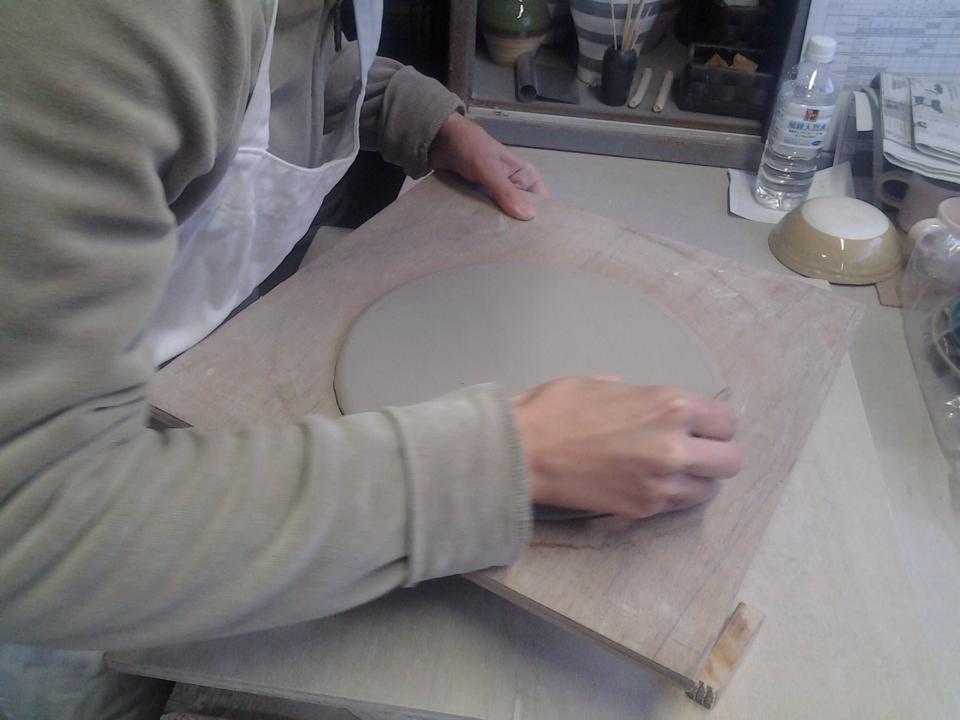 Shaping on wheel